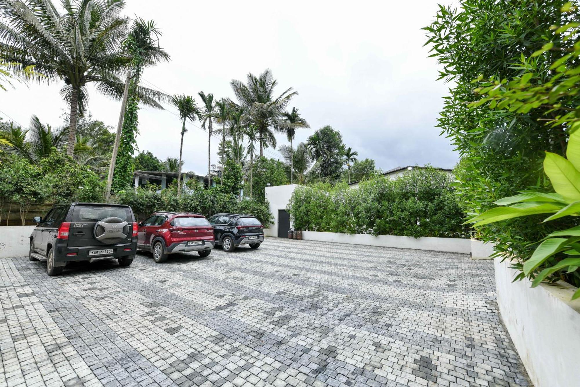 Inventree Aranya Resort & Spa Madikeri Exterior foto